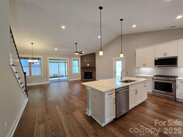 16 Craftsman Overlook Ridge 27, Arden, NC 28704