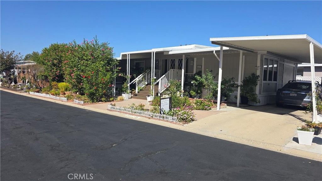 2457 Arapaho #131 Avenue, Thousand Oaks, CA 91362 — exterior
