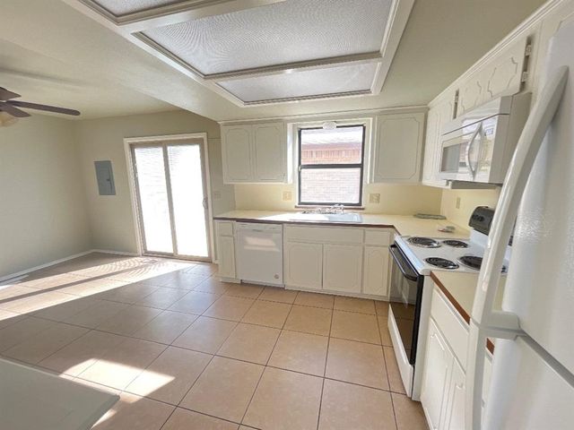 2126 NW 118th Street, Oklahoma City, OK 73120