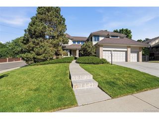 1934 S Parfet Dr, Lakewood, CO 80227