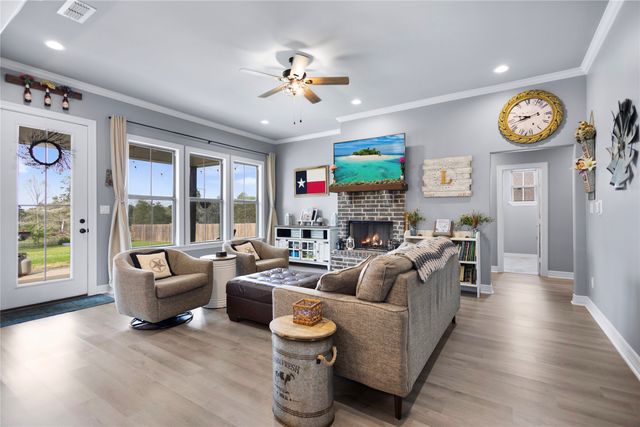 18341 Timber Oaks Drive, Lindale, TX 75771