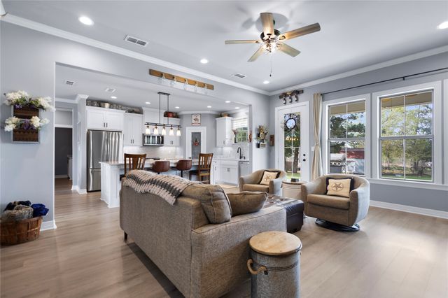 18341 Timber Oaks Drive, Lindale, TX 75771