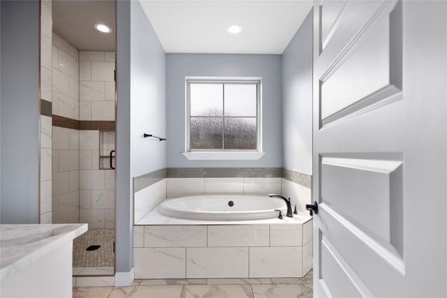 18341 Timber Oaks Drive, Lindale, TX 75771