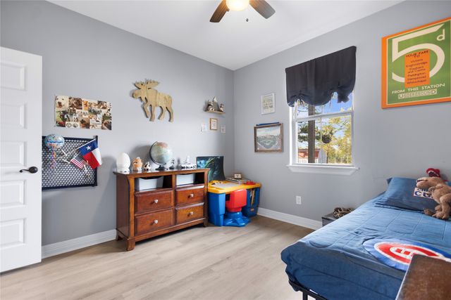 18341 Timber Oaks Drive, Lindale, TX 75771