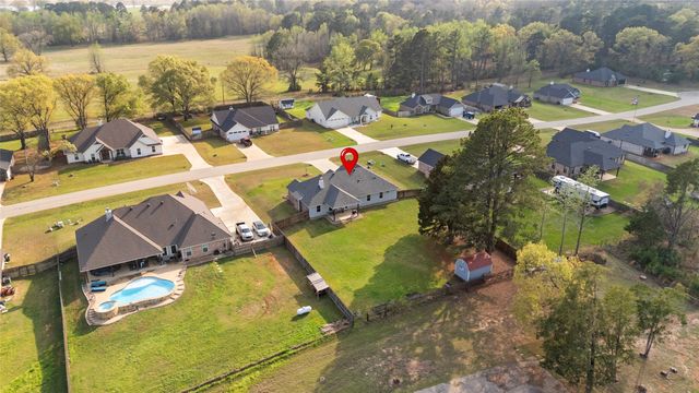 18341 Timber Oaks Drive, Lindale, TX 75771