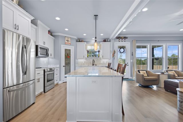 18341 Timber Oaks Drive, Lindale, TX 75771