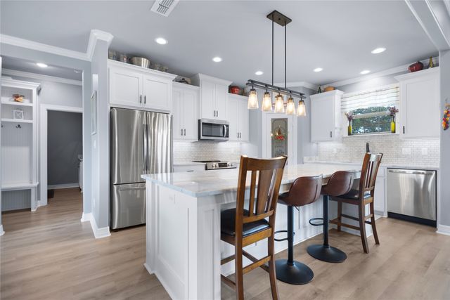 18341 Timber Oaks Drive, Lindale, TX 75771