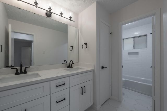 13210 Myrna Lane, Houston, TX 77015