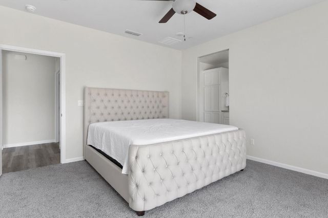 1317 River Run Cir, Ione, CA 95640