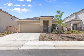 1317 River Run Cir, Ione, CA 95640