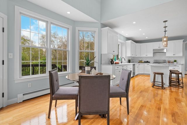 19 Estabrook Ln, Berlin, MA 01503