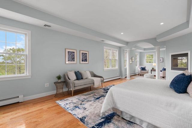 19 Estabrook Ln, Berlin, MA 01503