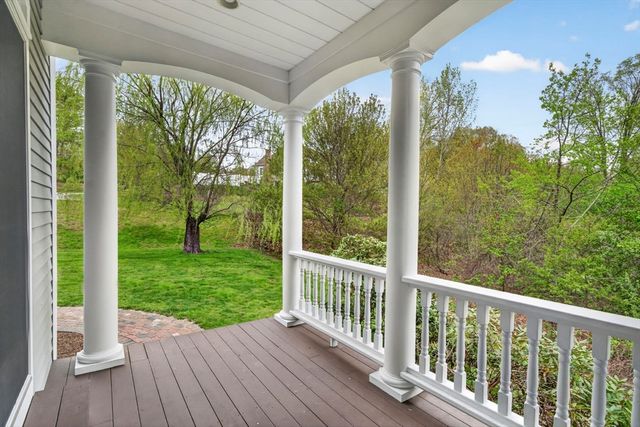 19 Estabrook Ln, Berlin, MA 01503