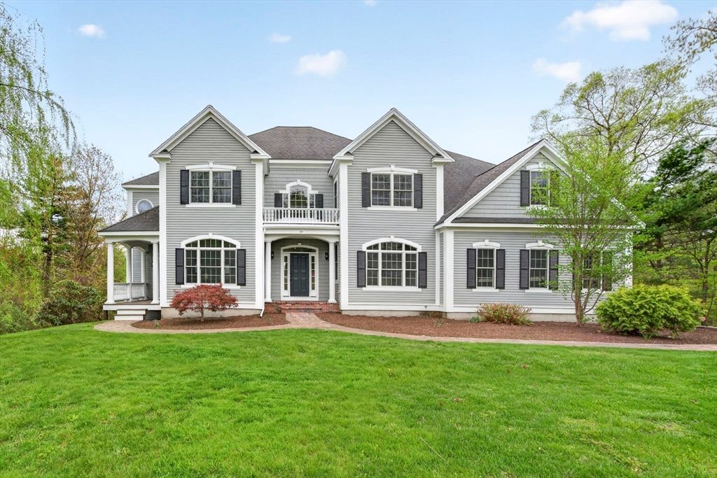 19 Estabrook Ln, Berlin, MA 01503