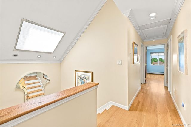 5315 Overbrook Street, Douglaston, NY 11362