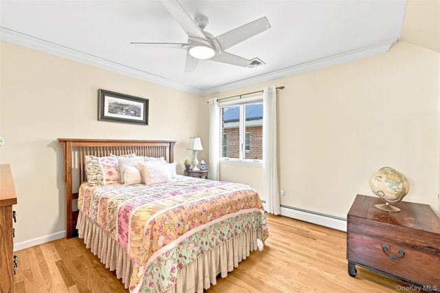 5315 Overbrook Street, Douglaston, NY 11362