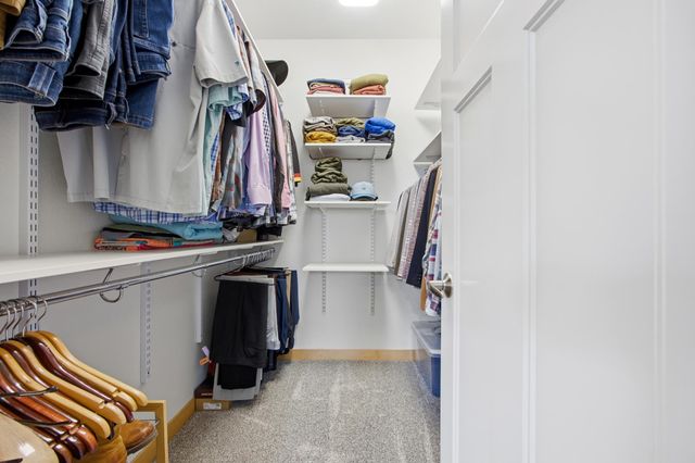 3878 3rd Street E, West Fargo, ND 58078