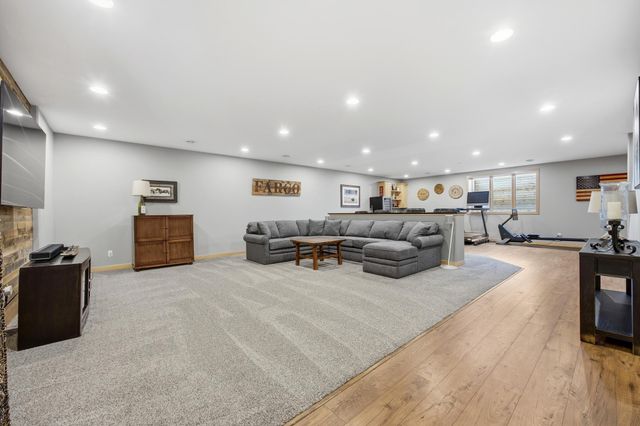 3878 3rd Street E, West Fargo, ND 58078