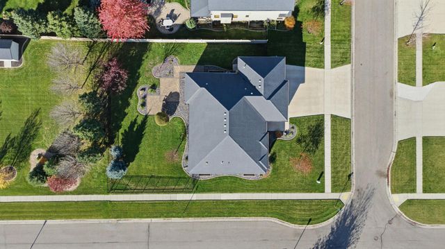 3878 3rd Street E, West Fargo, ND 58078