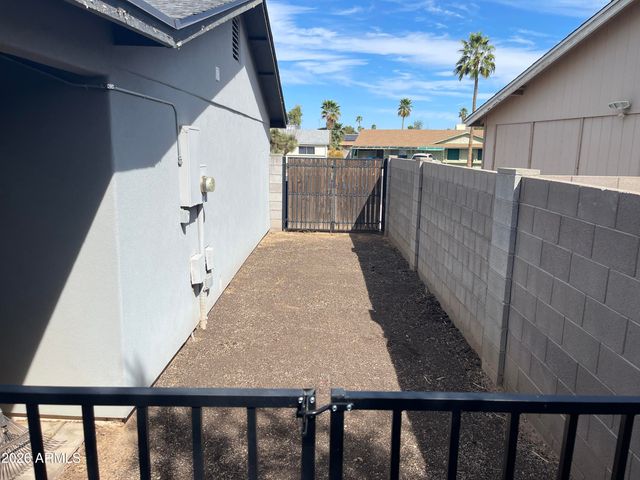 3511 E GREENWAY Lane, Phoenix, AZ 85032