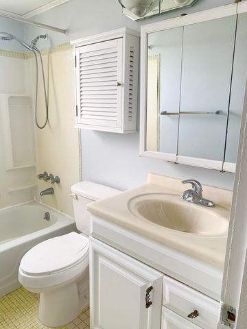 168 Waltham G, West Palm Beach, FL 33417