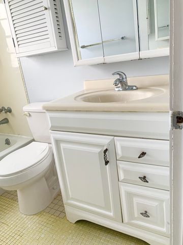 168 Waltham G, West Palm Beach, FL 33417