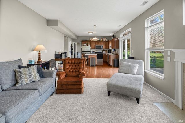 1044 Roxboro Street, West Lafayette, IN 47906