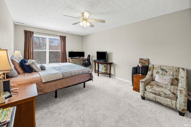 1044 Roxboro Street, West Lafayette, IN 47906