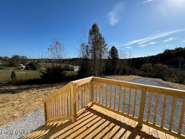 7615 Snapps Ferry Rd, Chuckey, TN 37641