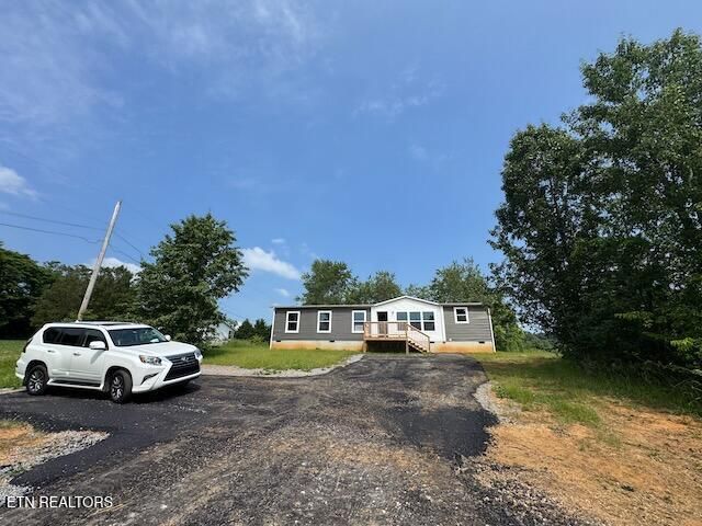 7615 Snapps Ferry Rd, Chuckey, TN 37641