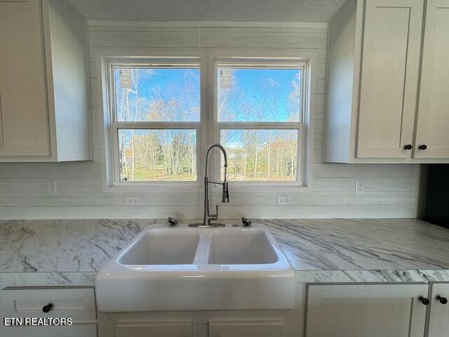 7615 Snapps Ferry Rd, Chuckey, TN 37641