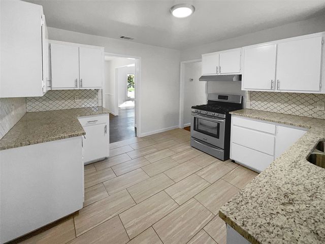 3517 Jane Lane, Haltom City, TX 76117