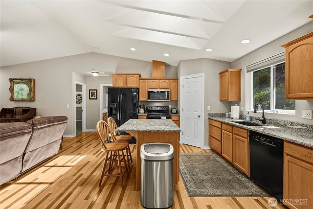 17118 S Vaughn Road NW, Vaughn, WA 98394