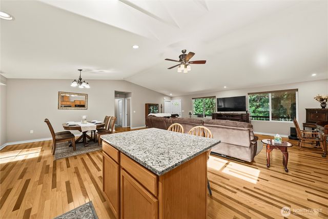 17118 S Vaughn Road NW, Vaughn, WA 98394