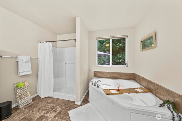 17118 S Vaughn Road NW, Vaughn, WA 98394