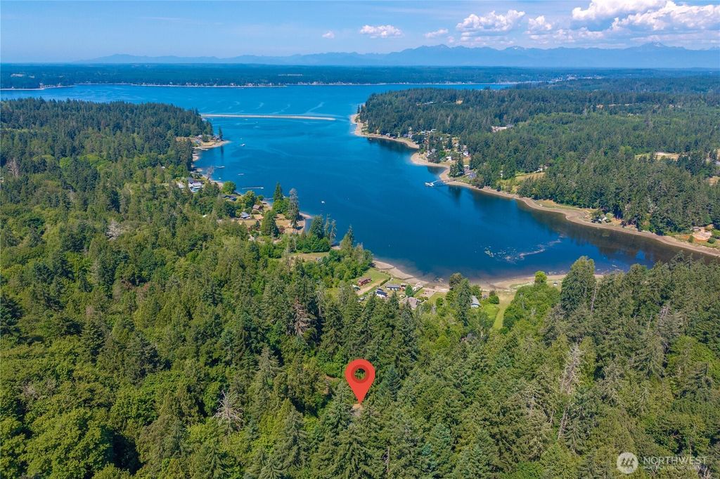 17118 S Vaughn Road NW, Vaughn, WA 98394