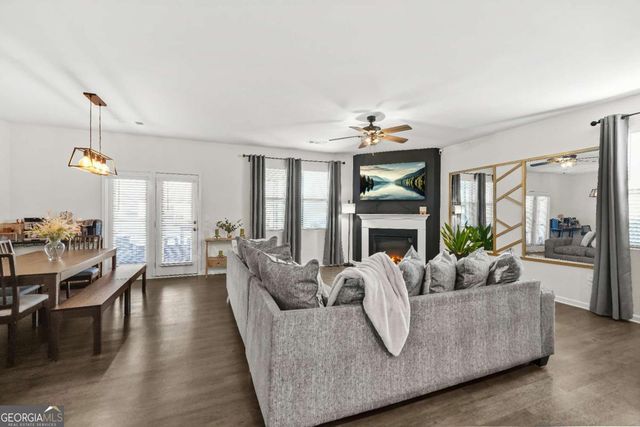 3798 Makeover Court, Atlanta, GA 30349