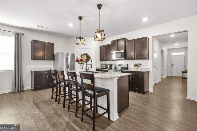 3798 Makeover Court, Atlanta, GA 30349