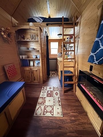 1 North Ridge Road, Rockingham, VT 05101