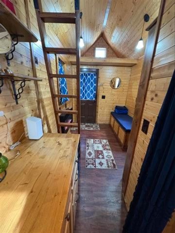 1 North Ridge Road, Rockingham, VT 05101