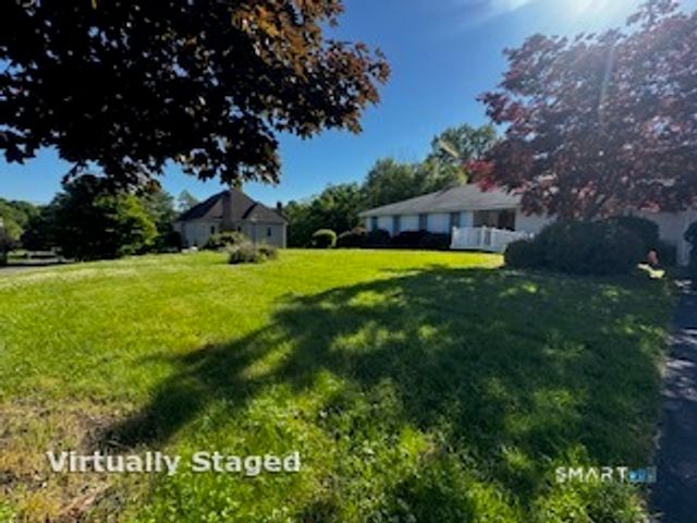 39 Westcliff Drive, West Hartford, CT 06117