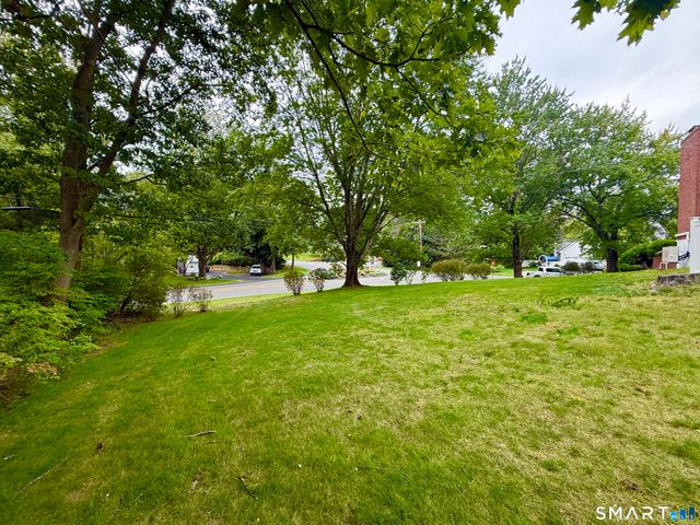 4280 Madison Avenue, Trumbull, CT 06611