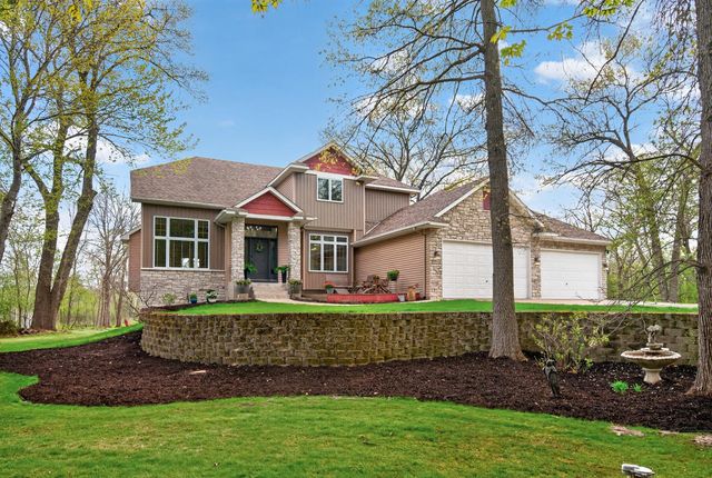 13746 Shenandoah Street NE, Ham Lake, MN 55304