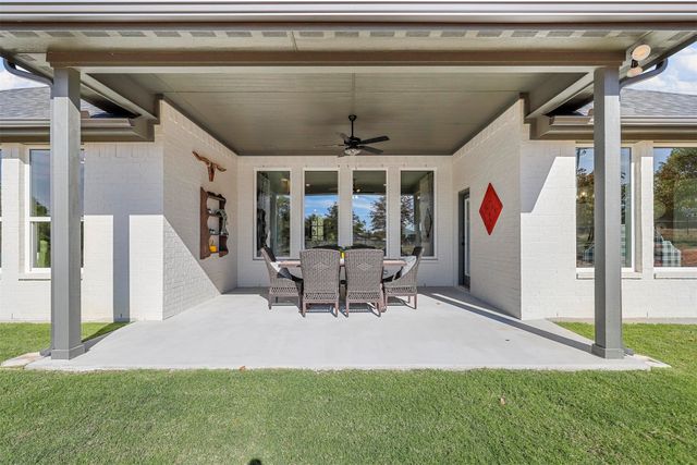 317 Skeen Peak, Springtown, TX 76082