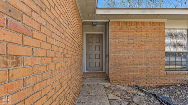 2011 Timberridge, Jonesboro, AR 72401