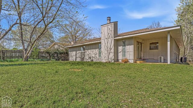 2011 Timberridge, Jonesboro, AR 72401