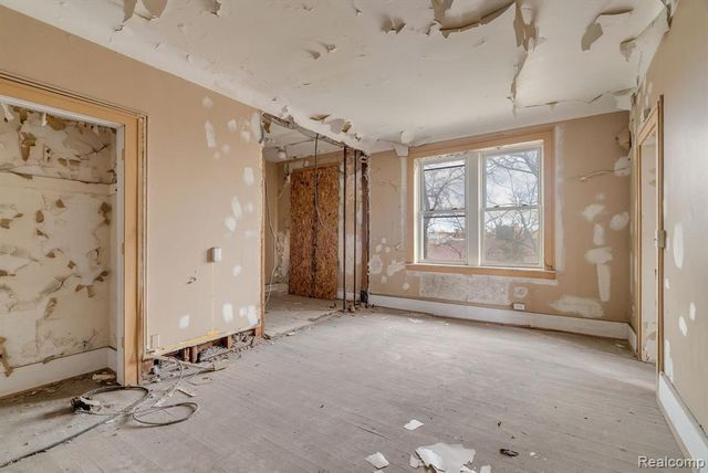 725 Whitmore Road, Detroit, MI 48203