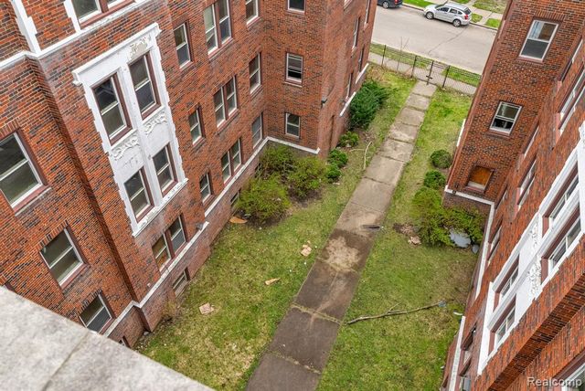 725 Whitmore Road, Detroit, MI 48203