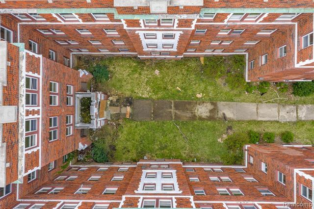 725 Whitmore Road, Detroit, MI 48203