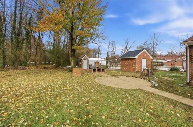 34 Joynes RD, Hampton, VA 23666